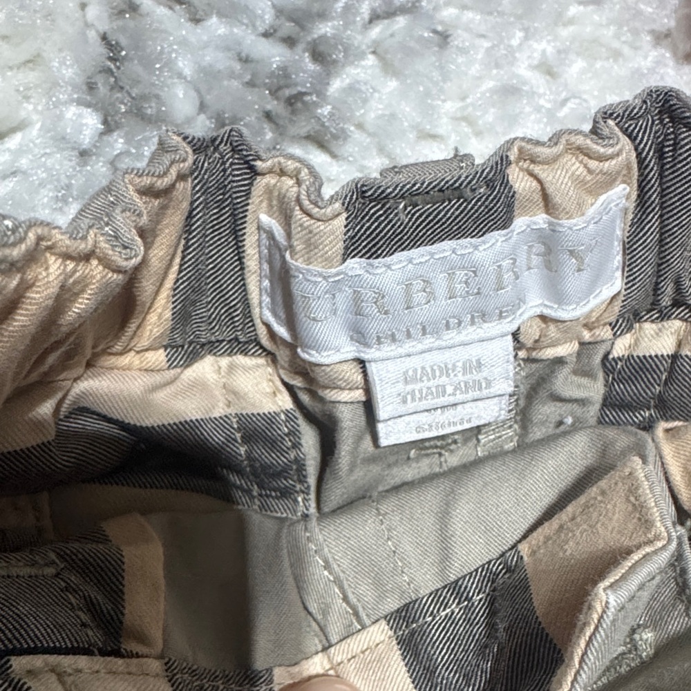 Burberry sweater with matching pants 6 months - Picture 4 of 4